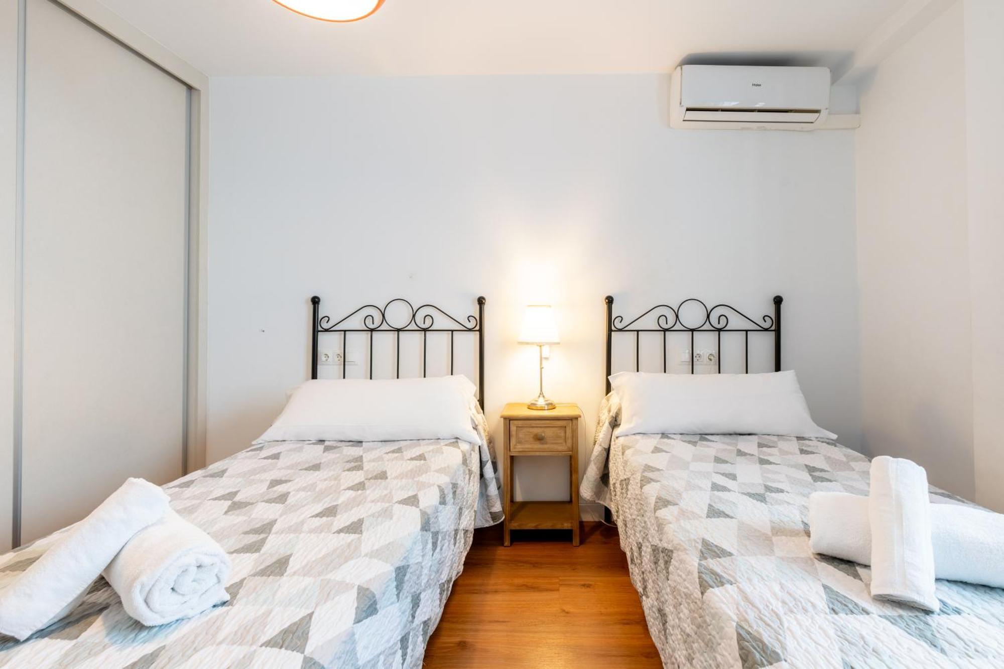 Sn Parking Incluido 4Bd 2Bth Excelente Ubicacion Apartment Seville Ngoại thất bức ảnh